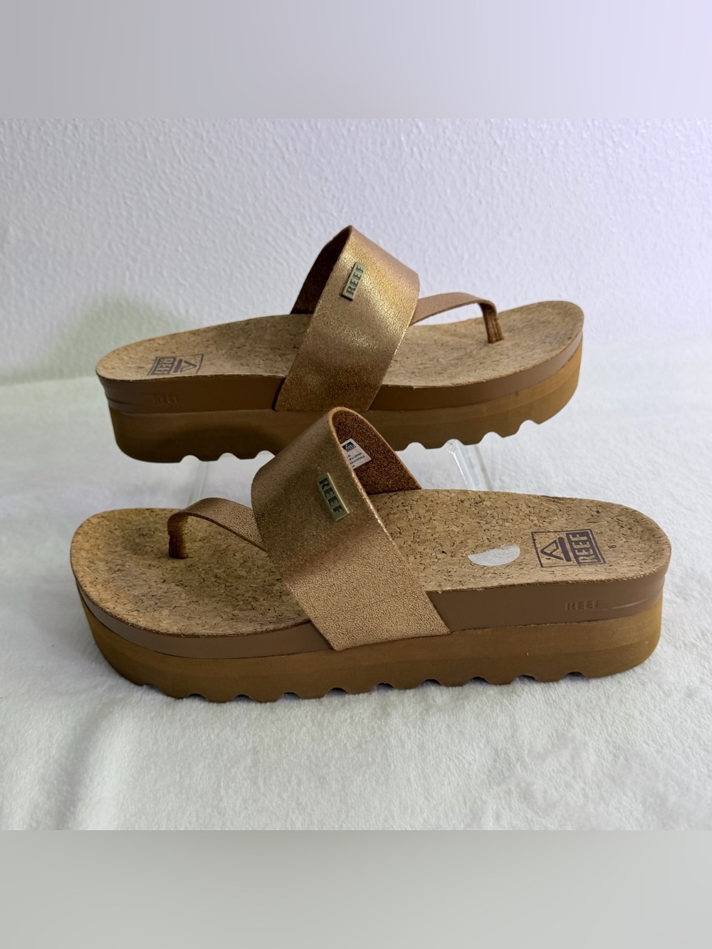 Reef Metallic Rose Gold Cork Platform Thong Sandal - Picture 2 of 9
